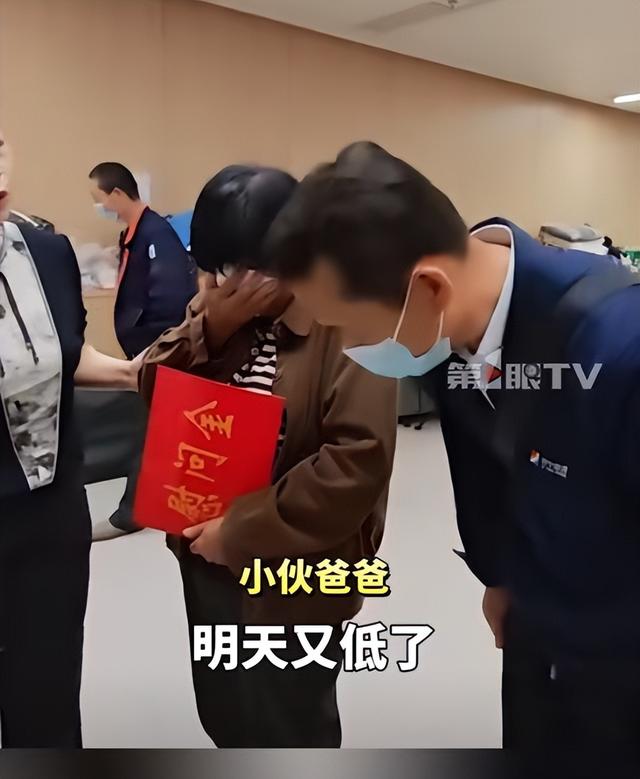 山东准新郎死亡后续，满身换血未保命，病历曝光，死因不但是鸡肉