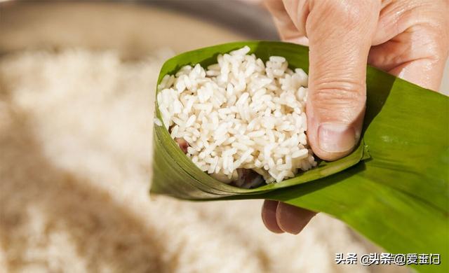 端午包粽子，糯米用“长粒”还是“圆粒”？口感差异不小，别选错