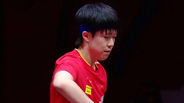 4-3！4-0！世乒赛又乱了：男单种子连续爆大冷，王楚钦剃光头