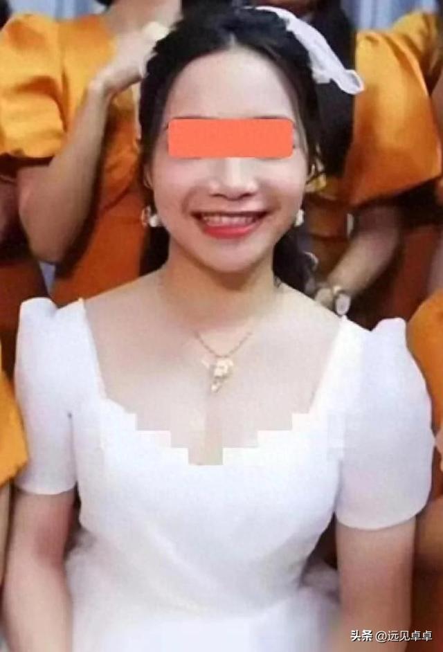 佛山女教师
婚内出轨多人后续：恋人再曝猛料，身材火辣，配景强盛