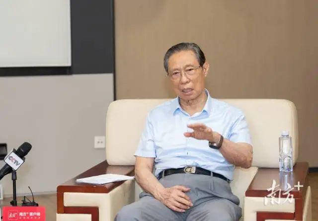 钟南山最新研判！上海疾控：本轮新冠疫情有3个特点

；沪上医院急诊现状→