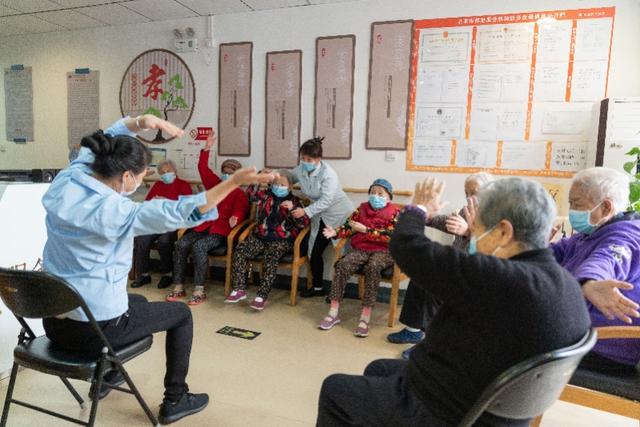 新冠再抬头？可能不发烧！提醒
：出现5个症状，这些人需谨防
逝世
守