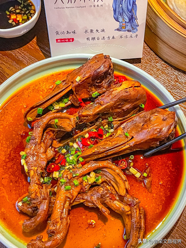 浙江最鲜辣小城，单凭“鸭头”就成为美食顶流！端午去打满分！