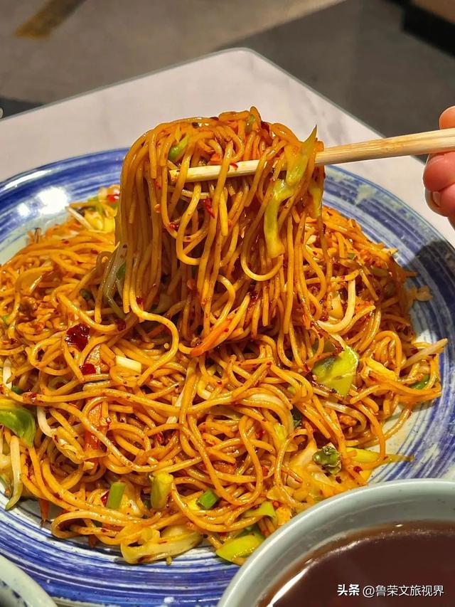 浙江最鲜辣小城，单凭“鸭头”就成为美食顶流！端午去打满分！
