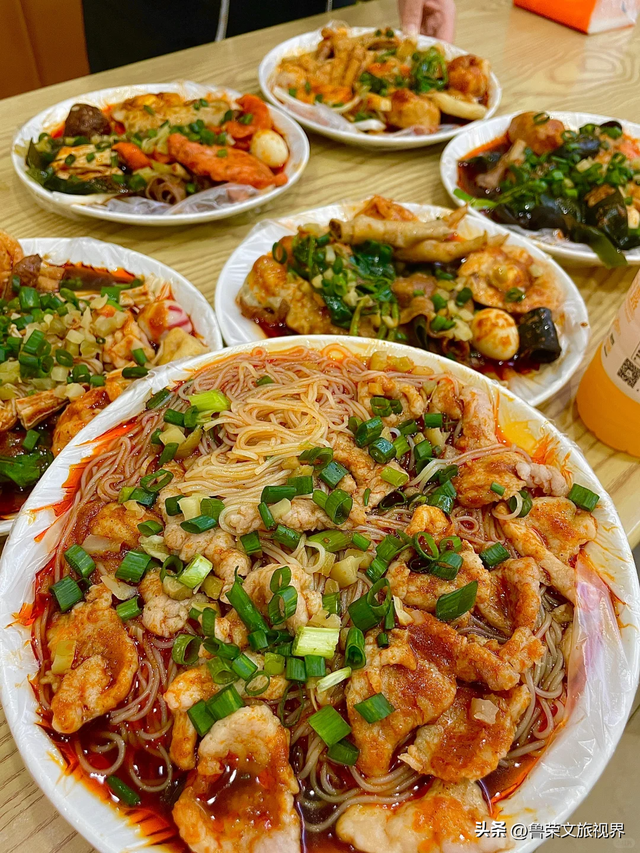 浙江最鲜辣小城，单凭“鸭头”就成为美食顶流！端午去打满分！