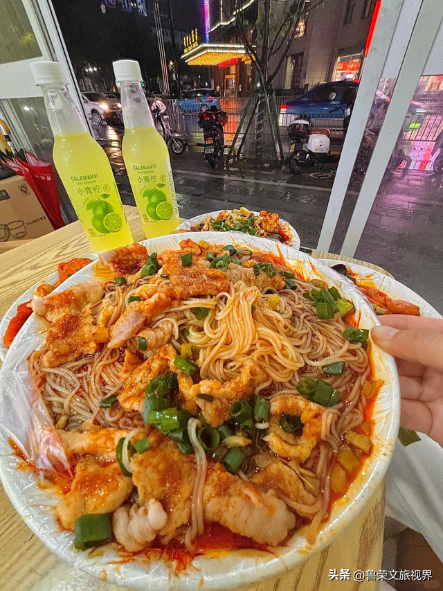 浙江最鲜辣小城，单凭“鸭头”就成为美食顶流！端午去打满分！