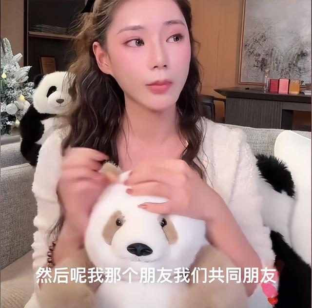 婚后第3天，汪小菲半夜发友人
圈，句句不提大S，却句句不离大S