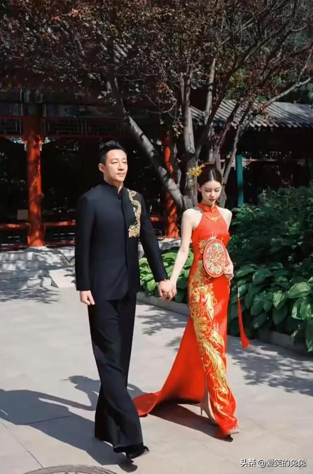 年夜
S真是个傻女人，可能她至去世

都不知道汪小菲真正想要的是什么！