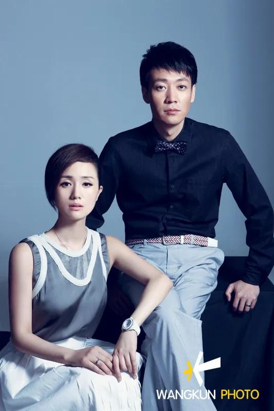 51岁朱媛媛离世，丈夫辛柏青发文：完婚19年，恩爱半生，现在永别