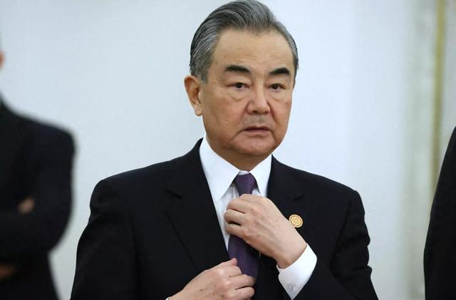 面向环球发出告诫：谁敢配合
美国，封杀华为昇腾芯片，虽远必诛