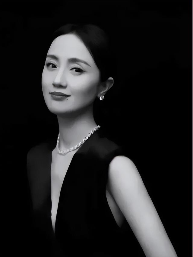 朱媛媛去世！辛柏青走漏
老婆临终状况
，12字表心境
，难怪相爱32年