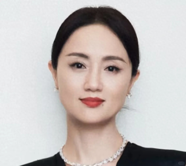 朱媛媛去世！辛柏青走漏
老婆临终状况
，12字表心境
，难怪相爱32年