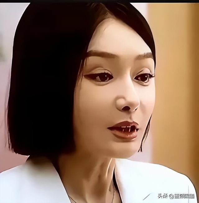 无滤镜后，王菲苍老憔悴，杨幂发福臃肿，刘诗诗和杨紫傻傻分不清