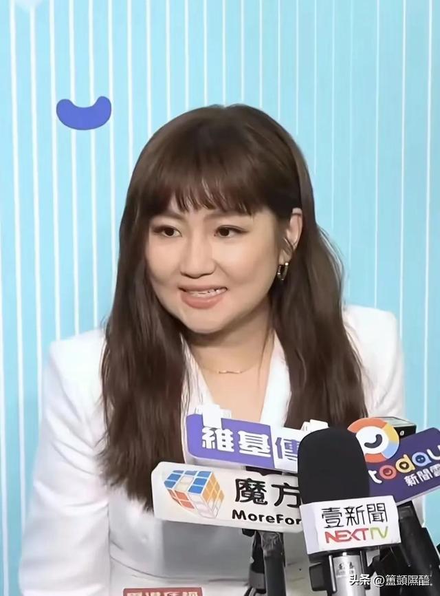 无滤镜后，王菲苍老憔悴，杨幂发福臃肿，刘诗诗和杨紫傻傻分不清