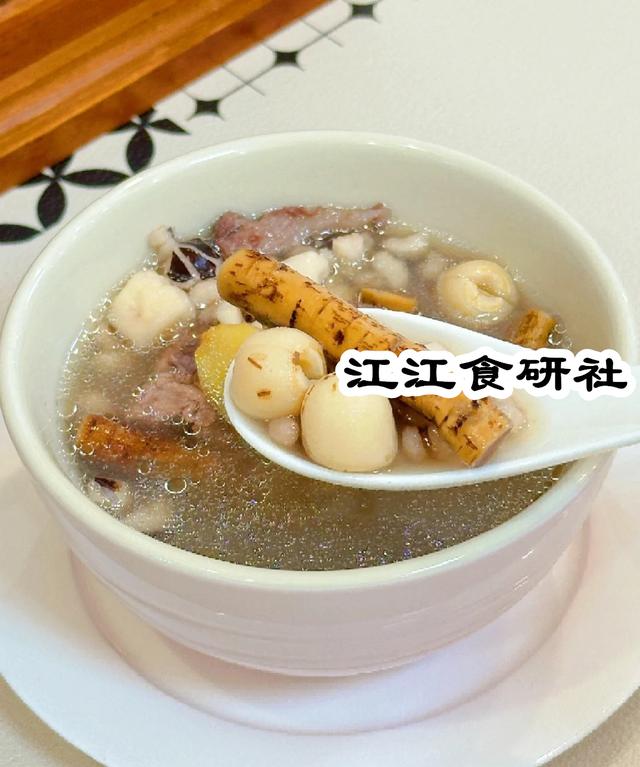 湿气不除，越补越堵，分享3款祛湿气食谱，健脾祛湿