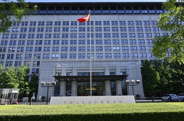 美方施压,马国撤回部署华为芯片声明,但全球没想到,中方动真格了