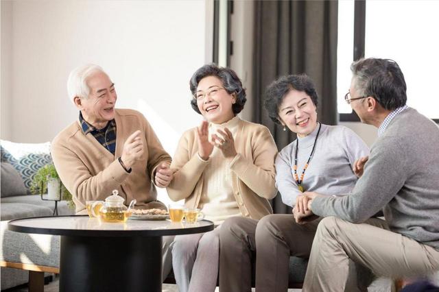 大夫发现：能活80岁的糖尿病患者，年夜
多在患病后，就不做这4事了