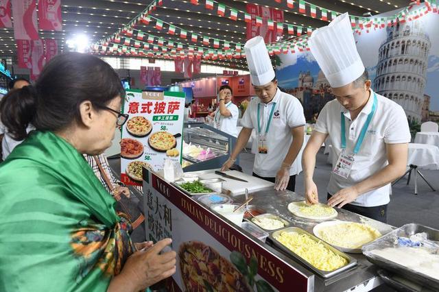 舌尖上的丝博会 众多美食绽放丝路盛宴