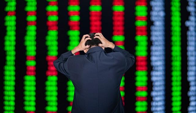 今日A股为何忽然跳水？超4200股下跌，原因是什么？下周将大变盘