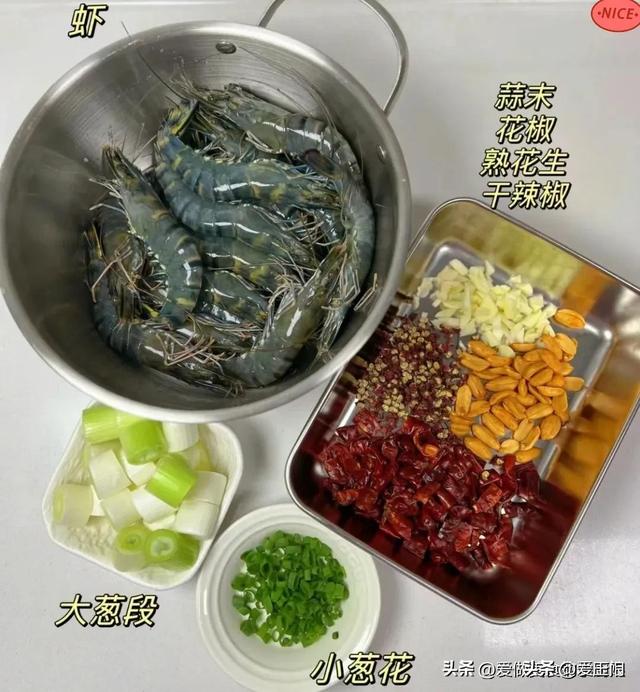 公公诞辰
，大姑姐亲身下厨，做了8道美食，特殊得当白叟
吃哦