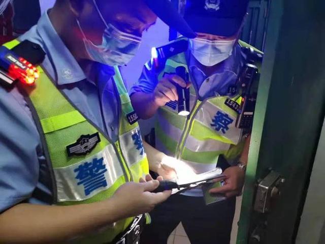 高尔夫球杆砸车后续，局面堪比黑社会，外子
身份被扒，弟弟受连累