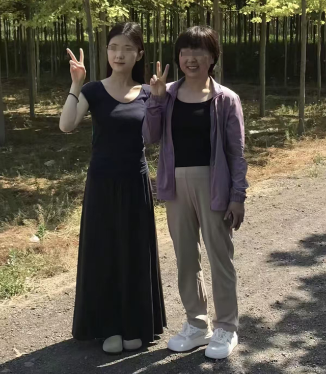 痛心！河北24岁女教师遇刺身亡，身中13刀，事发时正在和母亲视频