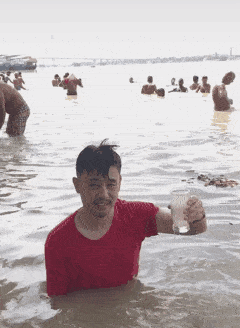 印度旅游团来上海旅游，落地的瞬间，全都眉头紧锁一个个目瞪口呆