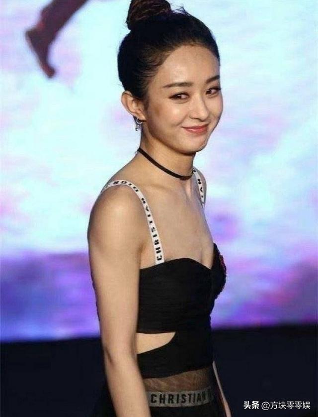 闹年夜
了！赵丽颖连发3条微博，央视都看不下去了，深夜用16字点评