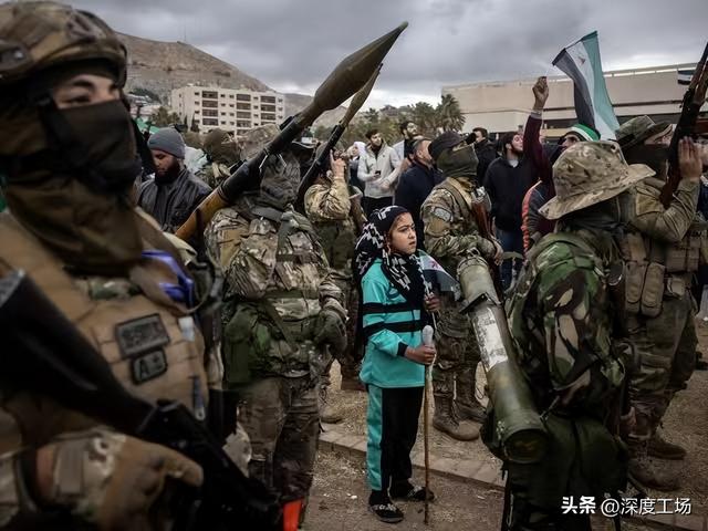 俄军保镳被打死，两大年夜

基地被围困：叙利亚告诫俄军30天不撤就总攻