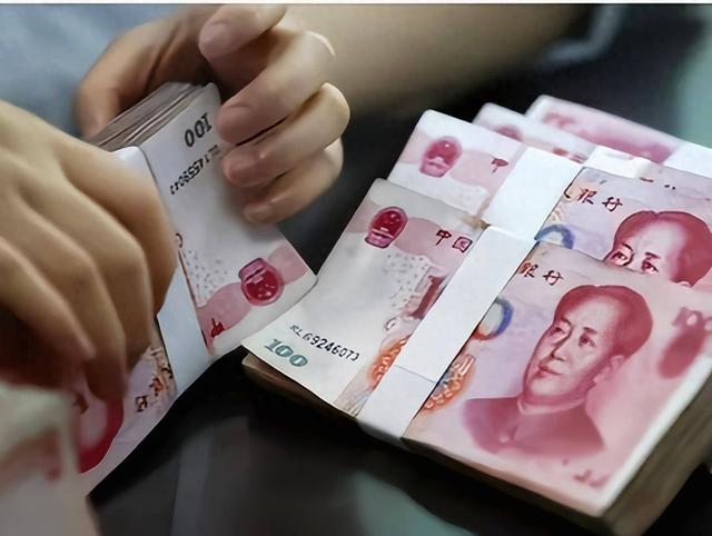 在中国有100万存款，算什么水平？银行员工“开门见山”！