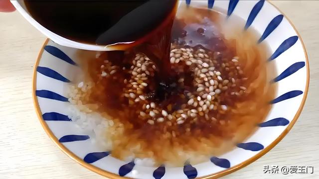 糯米别包粽子了，教你一个从没吃过的做法，比粽子简朴，软糯喷鼻香

甜