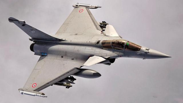 量产涂装上身！美媒：面临即将出口的歼-35，F-35将是阵风第二？