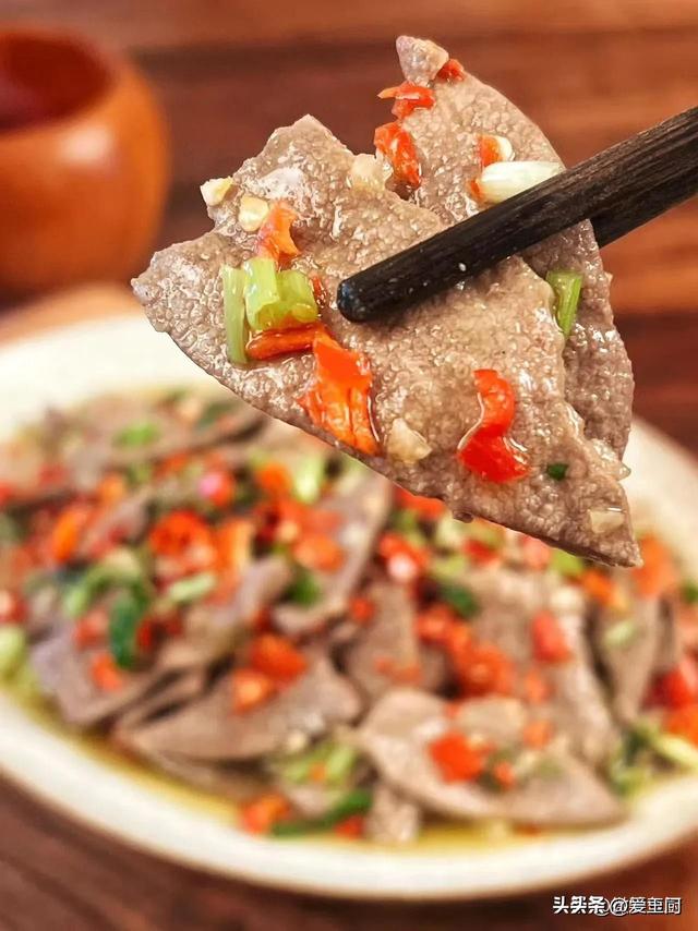 端午将至，发起各人：少吃豆腐和绿豆，多吃4样，养心消暑好度夏