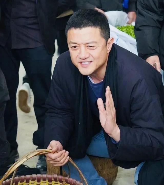 李亚鹏老婆回应仳离传闻：确实很久没在一起了，但没仳离，目前无房产