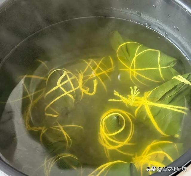 加热粽子时，用水煮照旧蒸？10小我
9个错，难怪粽子难吃不软糯！