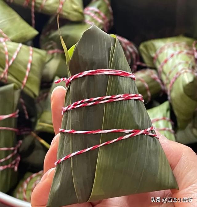 加热粽子时，用水煮照旧蒸？10小我
9个错，难怪粽子难吃不软糯！