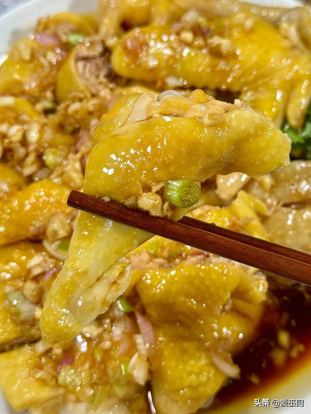 端午将至，5道“吉祥
菜”别忘端上桌，荤素搭配，家人安康好前程