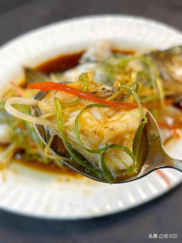 端午将至，5道“吉祥
菜”别忘端上桌，荤素搭配，家人安康好前程