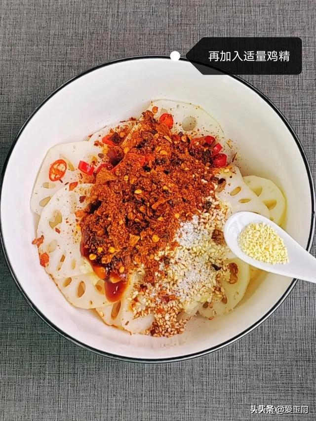 三伏天将至，推荐
4道家常凉拌菜，祛暑还开胃，惬意渡过
三伏天