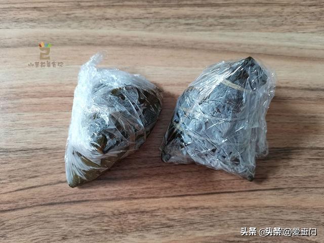 生存
粽子，直接冰箱冷冻会返生散味，多加2步，放半年也软糯浓喷鼻
