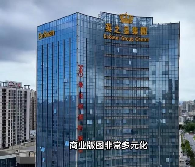 汕头三兄弟10亿豪宅被拆，不理官方通牒，老爹身份被扒，难怪嚣张
