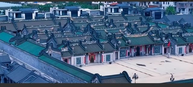 10亿“英之园”被拆只用3小时！背后或有高人，官媒：一点都不冤