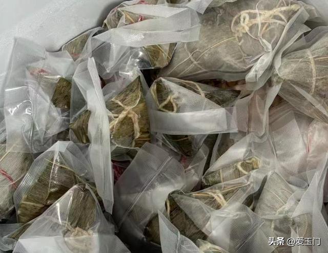 生计
粽子，直接放冰箱是年夜
错！变硬反生？教你一招，放一年也奇怪