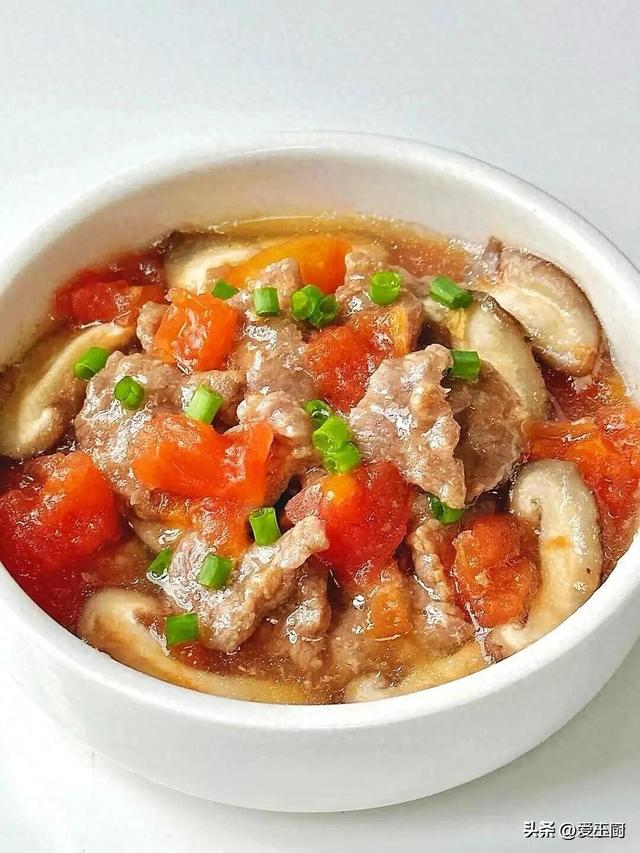 端午节，俗话说：“家有三色菜，郎中不消来”，三色菜是啥