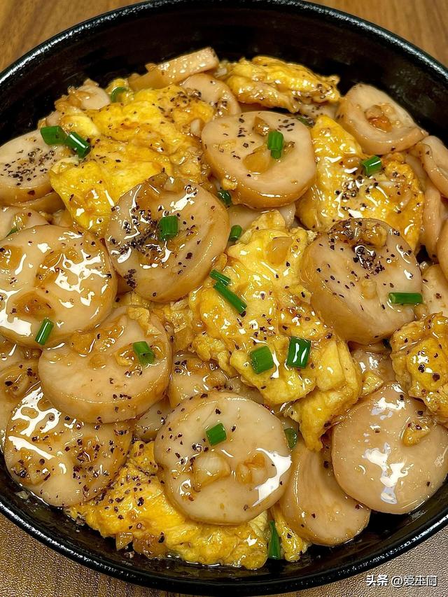 端午节，俗话说：“家有三色菜，郎中不消来”，三色菜是啥