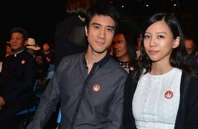没想到，被封禁2年的王力宏，会以这种方式，再次回归登上"神坛"