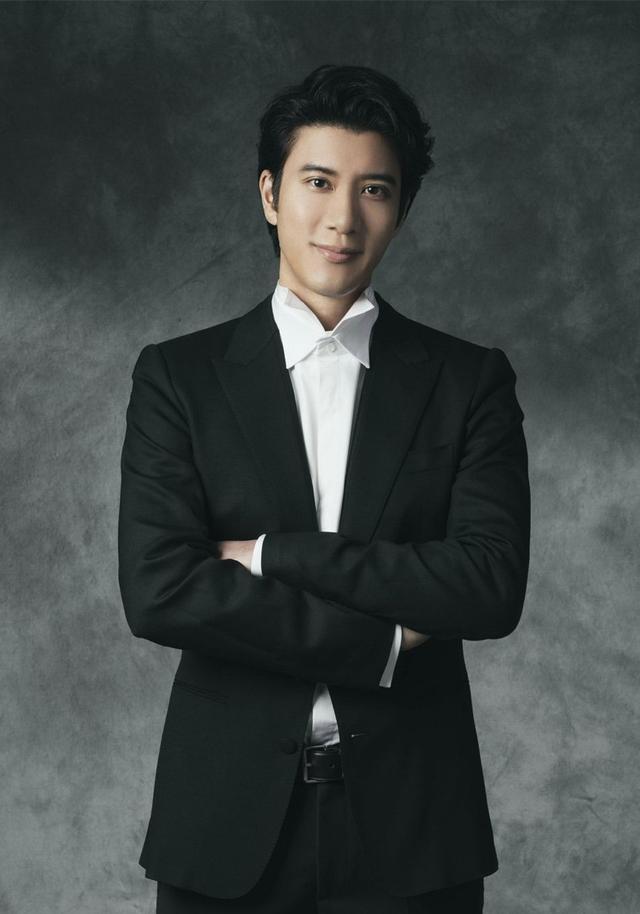 没想到，被封禁2年的王力宏，会以这种方式，再次回归登上"神坛"