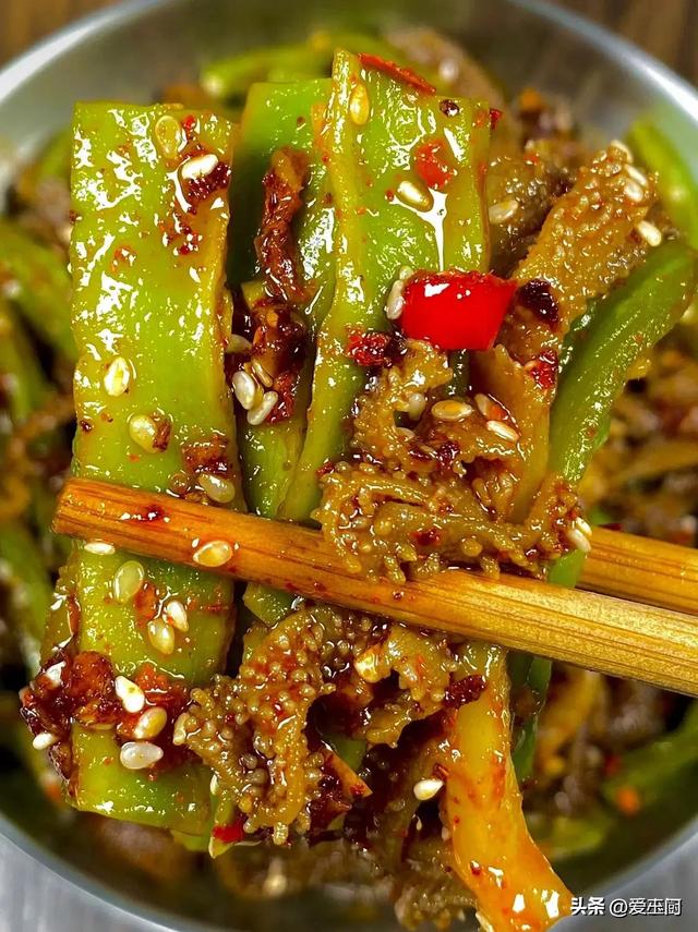 5种凉拌菜很适合炎天吃，简朴拌一拌，响亮爽口，开胃解腻