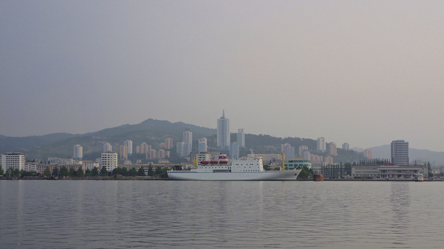 10天救济毫无希望，金将军震怒，朝鲜海军司令疑似被带走观察