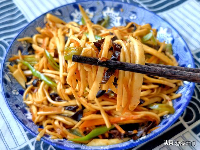 端午节，少吃萝卜白菜，多吃“4鲜”，营养鲜味，应季而食身材好